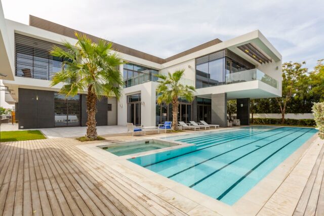 comprar villa exclusiva